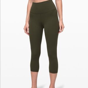 Lululemon - Align Crop 21”
